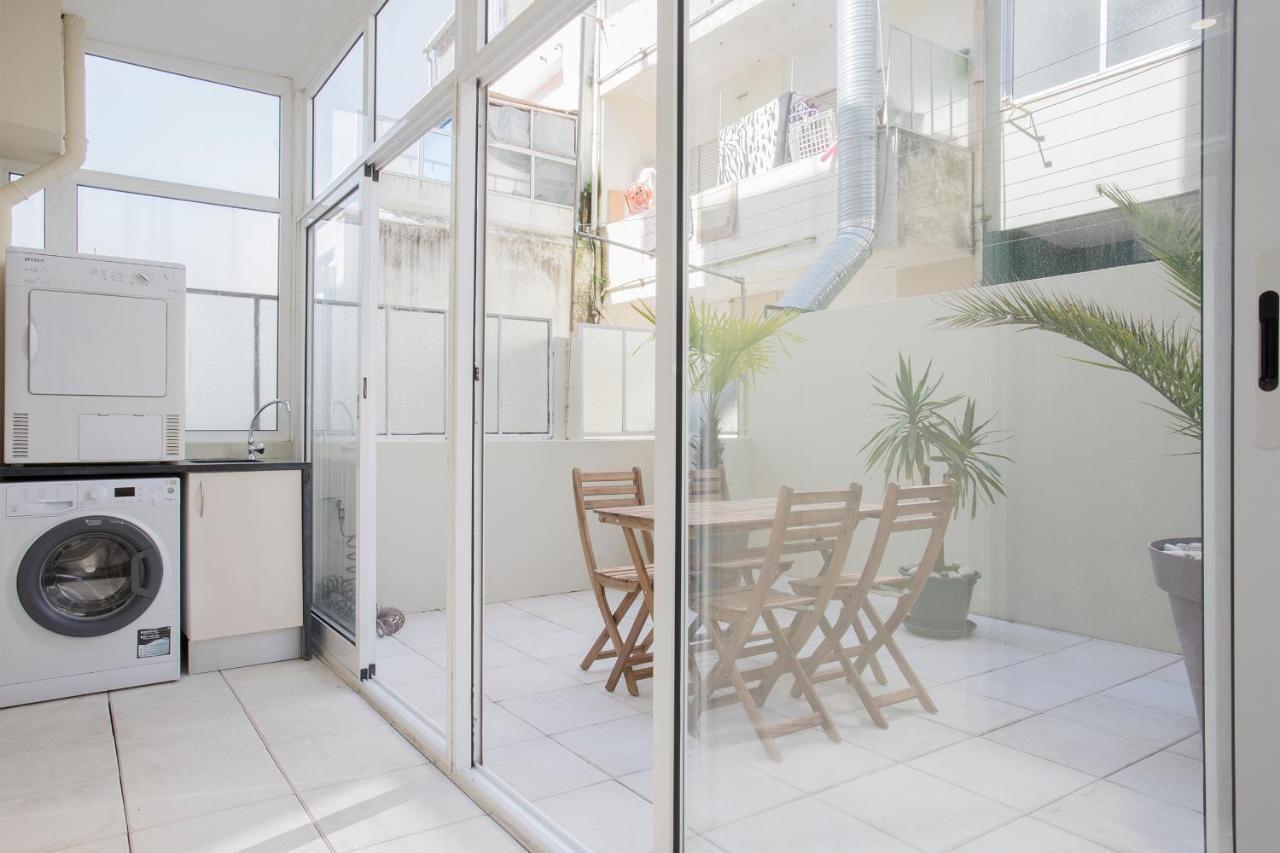 Liiiving In - Terrace Downtown Appartement Oporto